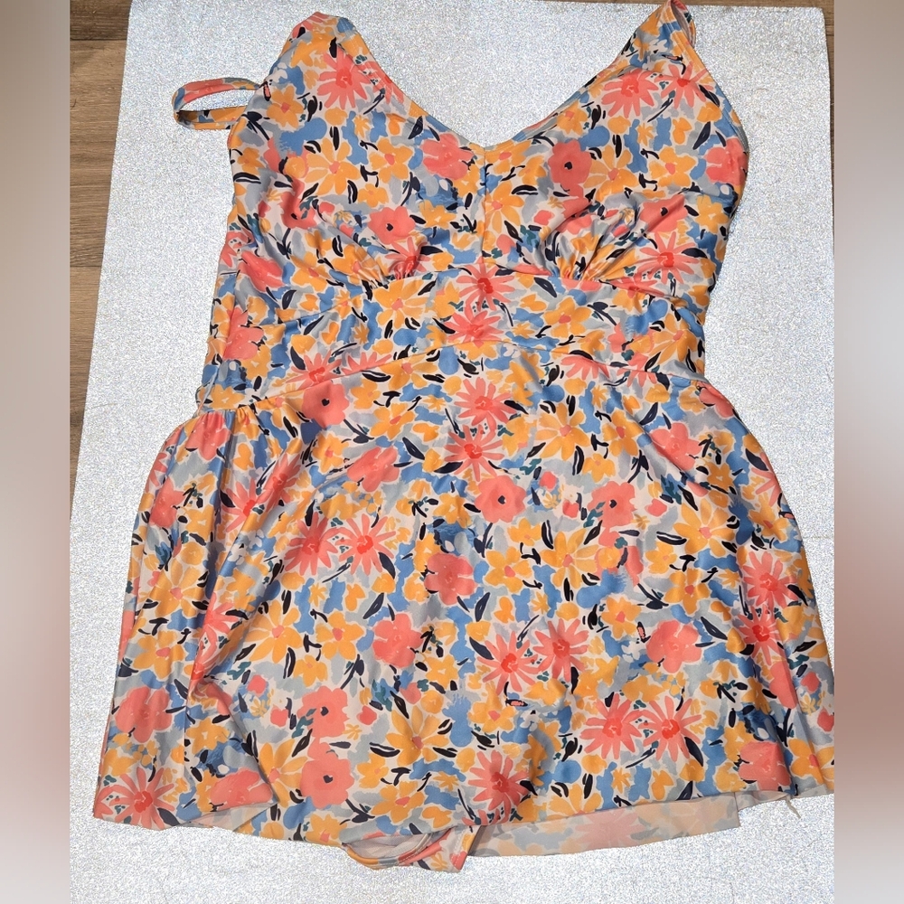 Womens One Peice Swimsuit Size-XL